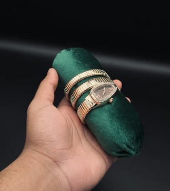 Ladies Snake Watch (Metal-Straps)